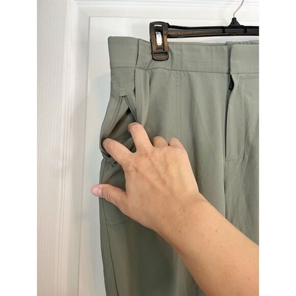 Athleta Tribeca Utility Crop Wide Leg Lightweight Pocket Pants - Picture 6 of 14